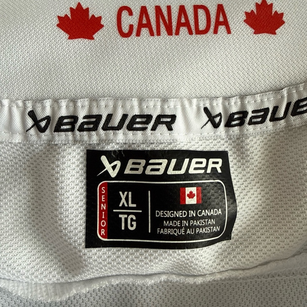 MEN’S BAUER NATHAN MACKINNON #29 TEAM CANADA 2026 OLYMPIC JERSEY SZ XL NWT RARE - Picture 3 of 7